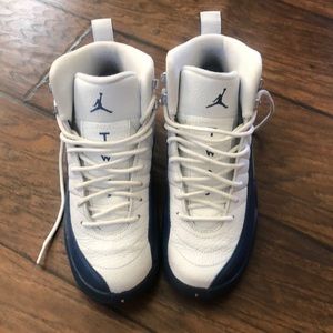 Jordan 12 French  blues size 4.5y